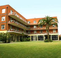 Greenwich Village Accommodation - Mackay Tourism