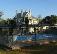 Airlie House Motor Inn - Mackay Tourism