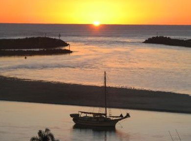Sunrise Tuncurry Apartments - Mackay Tourism 2