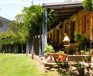 Mystic Valley Cottages - Mackay Tourism 2