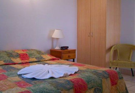 Cambridge Hotel Motel - Mackay Tourism 0