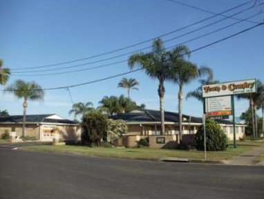 Town And Country Motor Inn Tamworth - Mackay Tourism 0