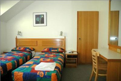 Alpenhorn Lodge - Mackay Tourism 3