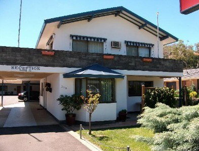 Alkira Motel - Mackay Tourism 0
