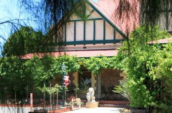 The Lodge Outback Motel - Mackay Tourism 0