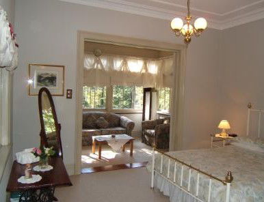 Whispering Pines - Mackay Tourism 0