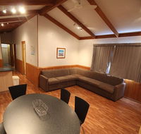 metungholidayvillas - Mackay Tourism