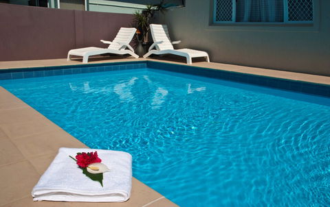 Port Aloha Motel - Mackay Tourism 1