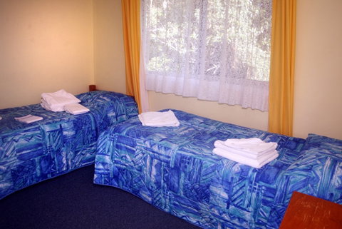 Skyline Holiday Units - Mackay Tourism 6