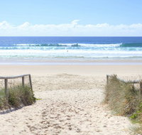 Golden Riviera Beach Resort - Mackay Tourism