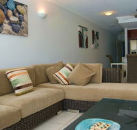 Waters Edge Apartments Cairns - Mackay Tourism