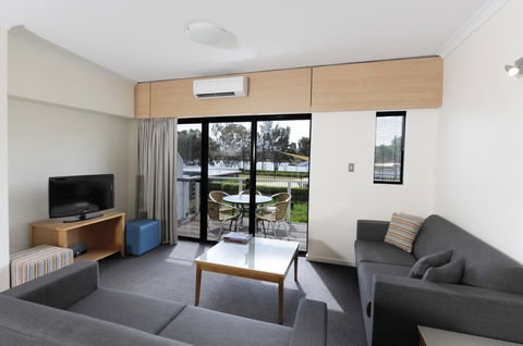 Assured Ascot Quays Apartment Hotel - Mackay Tourism 5