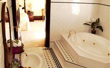 Petersons Guesthouse - Mackay Tourism 0
