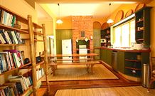 Bamboo Cottage - Mackay Tourism 2