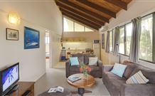 Canowindra Riverview Cottage - Mackay Tourism 1