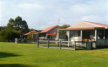 Pebble Bay Cottage - Mackay Tourism 3