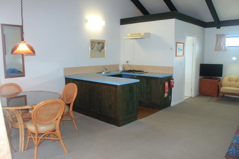 Nuffka Apartments - Norfolk Island - Mackay Tourism 1