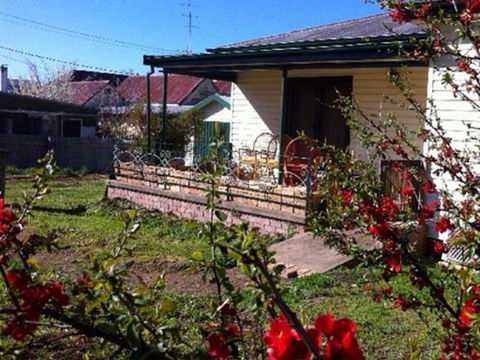 Bamboo Cottage - Mackay Tourism 8