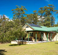 Narrawallee Creek Studio - Mackay Tourism