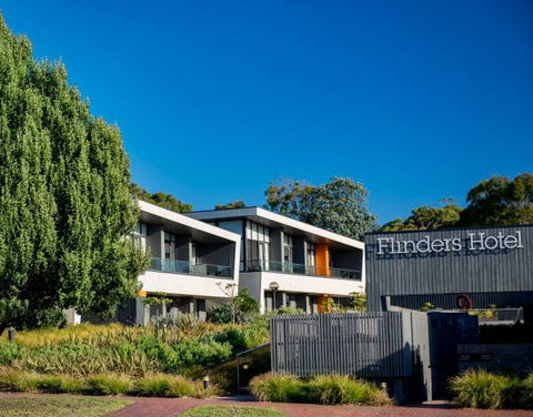 Flinders Hotel - Mackay Tourism 0