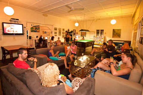 Noosa Heads YHA - Mackay Tourism 10