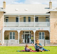 Port Elliot YHA - Mackay Tourism