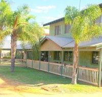 Kalbarri YHA - Mackay Tourism
