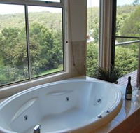 Ravensbourne Escape - Mackay Tourism