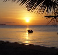 Sunlover Lodge Holiday Units and Cabins - Mackay Tourism