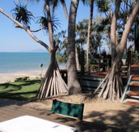 Beachfront Zilzie Holiday Home and Cottage - Mackay Tourism