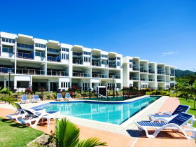 Beachside Magnetic Harbour Apartments - Mackay Tourism 0