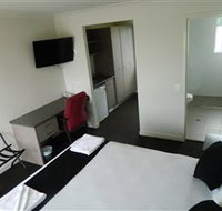 Dooleys Tavern and Motel Springsure - Mackay Tourism