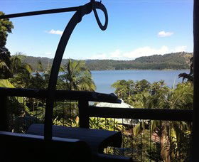 Secrets On The Lake - Mackay Tourism 2