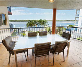 On The River Holiday Apartments - Mackay Tourism 3