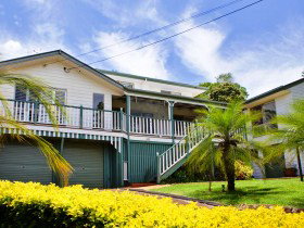 Cayambe View Bed And Breakfast - Mackay Tourism 0