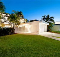 The Waterfront House - Mackay Tourism