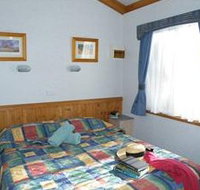 Lake Hamilton Motor Village and Caravan Park - Mackay Tourism