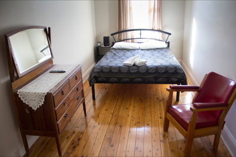 Courthouse Hotel Boorowa - Mackay Tourism 4