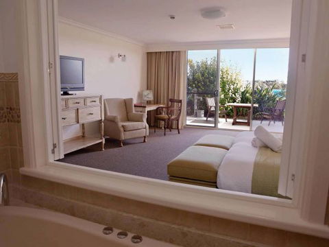 Ibis Styles River Lodge Harrington - Mackay Tourism 1
