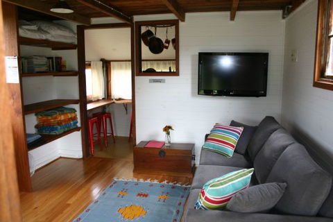 Kilfeacle Farm Cottage - Mackay Tourism 6