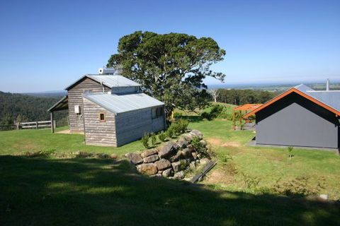 Kilfeacle Farm Cottage - Mackay Tourism 8