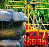 Smuggler's Cove Holiday Village - Mackay Tourism