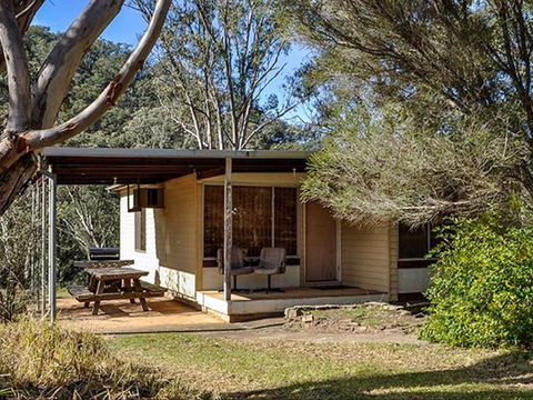 Capertee Cottage - Mackay Tourism 0