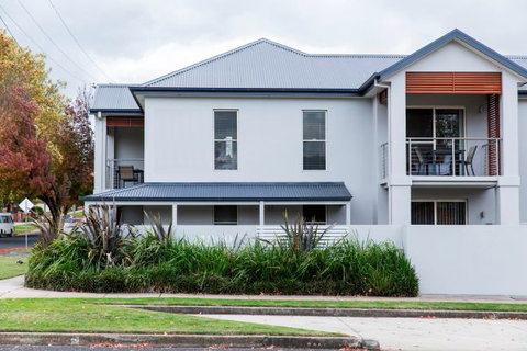 Stay Bathurst - Mackay Tourism 1