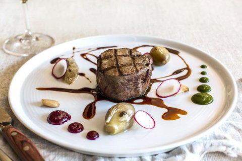 Vibe Hotel Canberra - Mackay Tourism 5