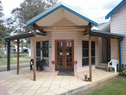 Wine Country Tourist Park - Mackay Tourism 4