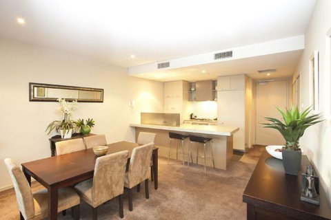 ACD Apartments - Accommodation Corporate Docklands - Mackay Tourism 3
