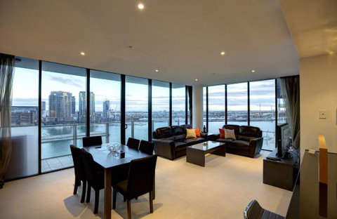 ACD Apartments - Accommodation Corporate Docklands - Mackay Tourism 5