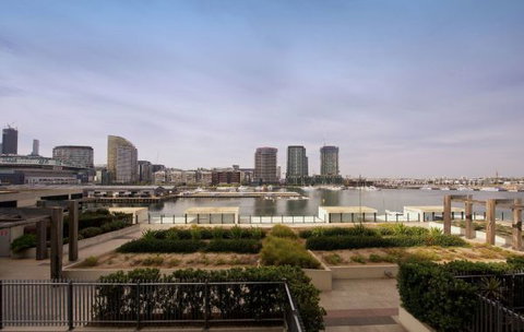ACD Apartments - Accommodation Corporate Docklands - Mackay Tourism 6