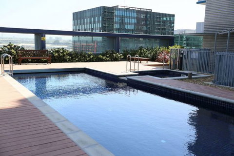 ACD Apartments - Accommodation Corporate Docklands - Mackay Tourism 7